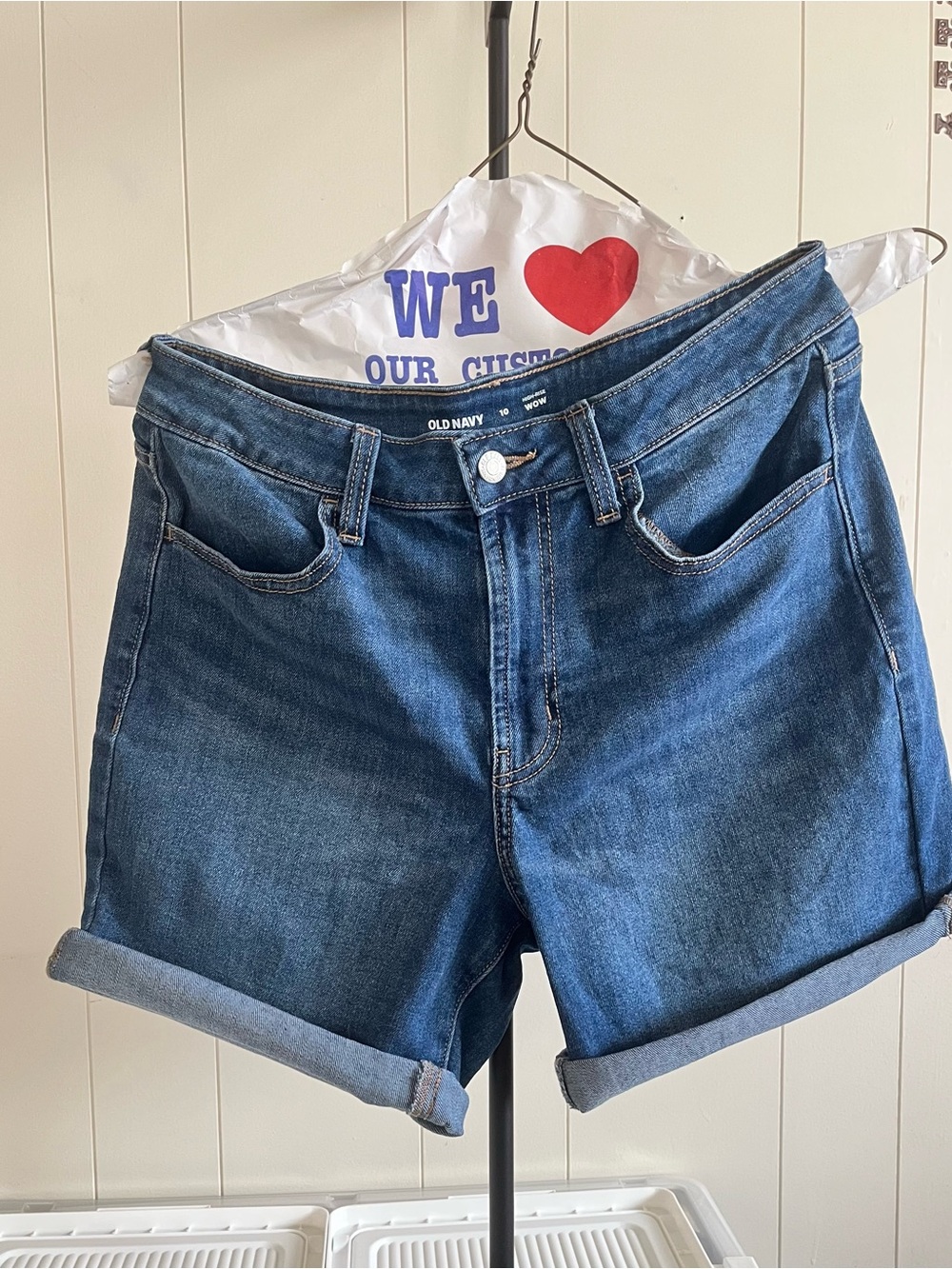 Old Navy Blue Denim Cuffed Jean Women’s Shorts